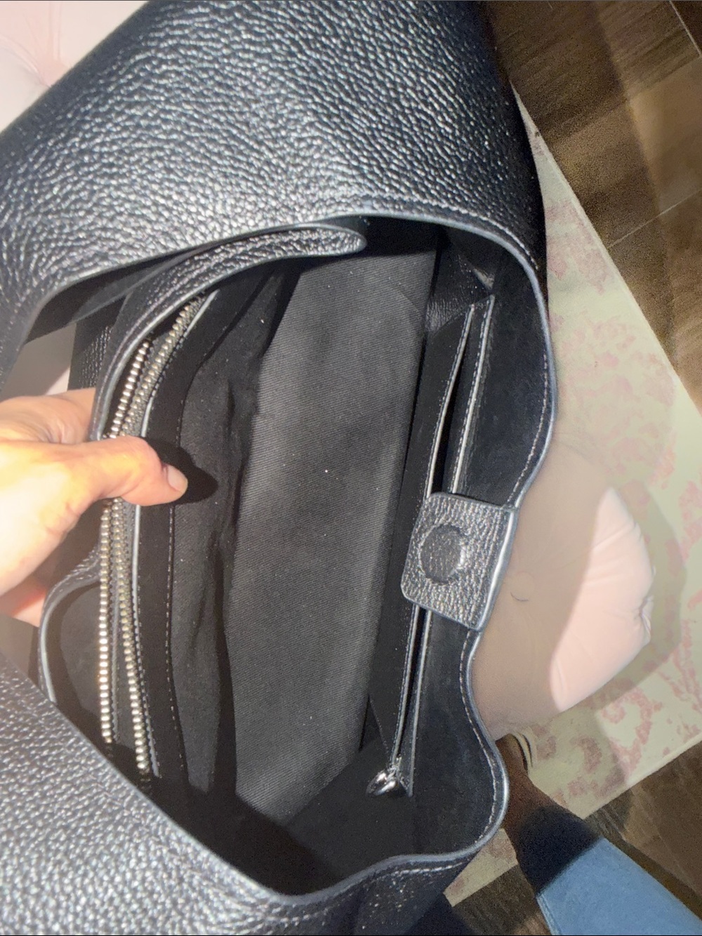 Marc Jacobs Black The Sack Bag Pebbled Leather Tote - Picture 6 of 7